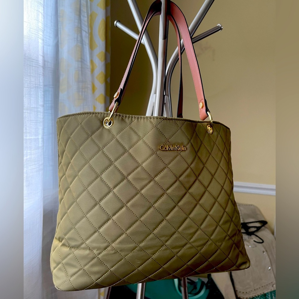 Calvin Klein Tote